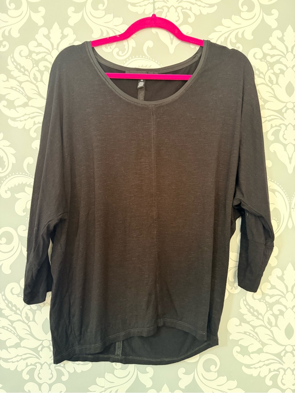 💫4/$25 • White House Black Market Black Dolan Sleeve Sweater Top